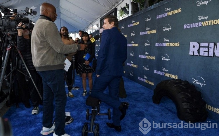 Jeremy Renner uzun zaman sonra ilk kez kırmızı halıda