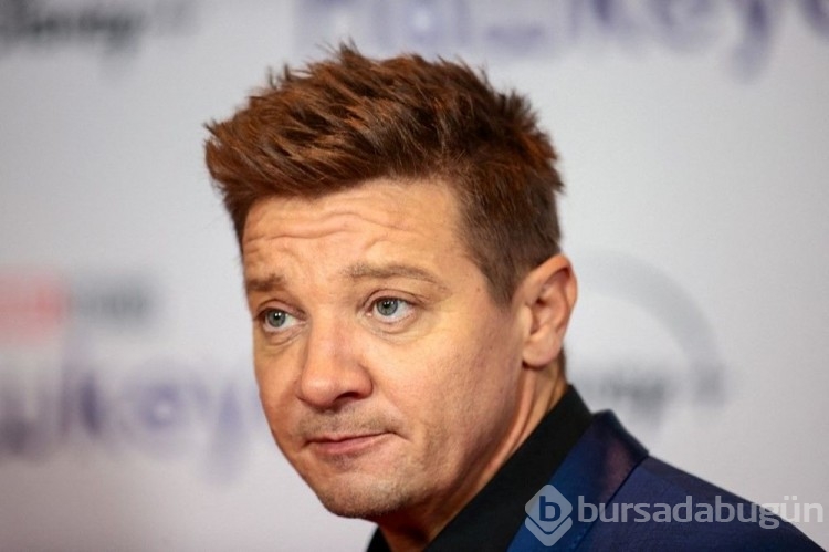 Jeremy Renner uzun zaman sonra ilk kez kırmızı halıda