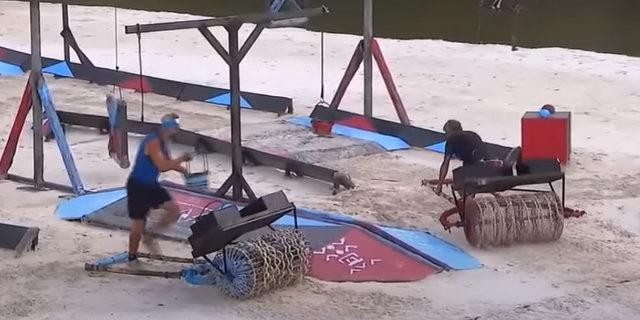 Survivor'da Murat Eken başından yaralanıp kanlar içinde kaldı