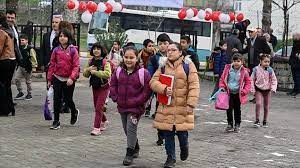 Nakil olan öğrencilerden 27 bin 462'si okuluna döndü