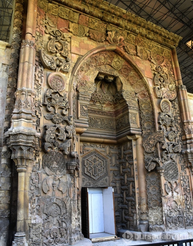 Üç boyutlu motif işçiliği