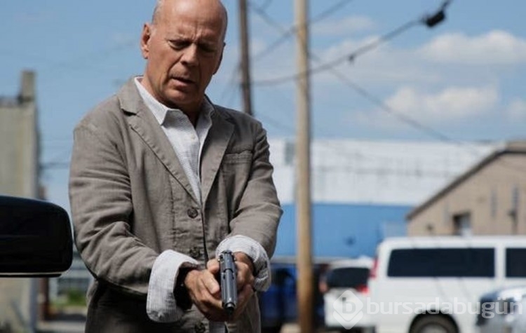 Bruce Willis hasttalığı nedeniyle kariyerine veda etti
