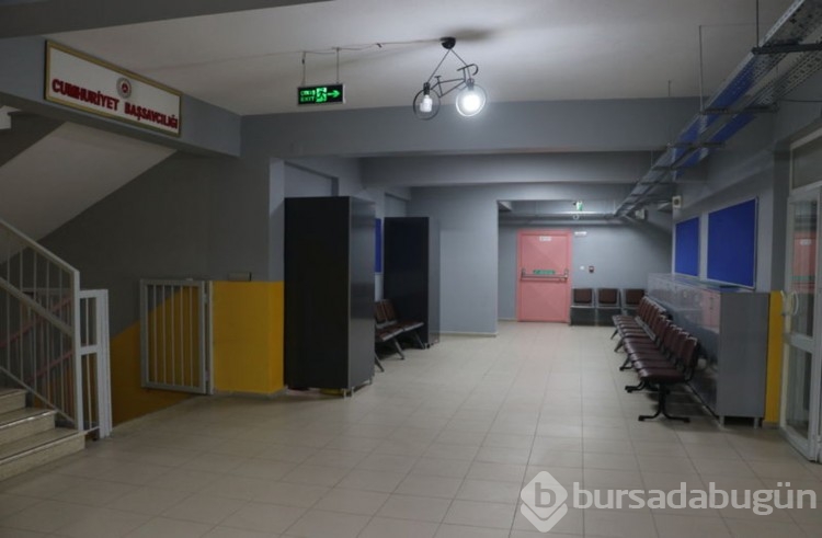 Hasar alan Samandağ Adliyesi yeni binasında hizmete girdi