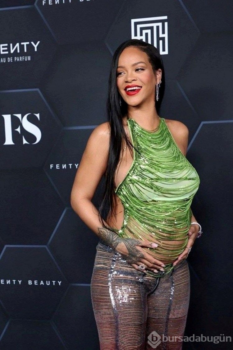 Rihanna oğlunun yeni fotoğraflarını sosyal medya hesabından paylaştı
