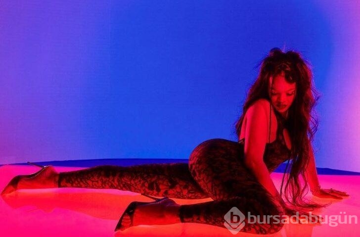 Rihanna oğlunu ASAP Rocky'ye benzetti!