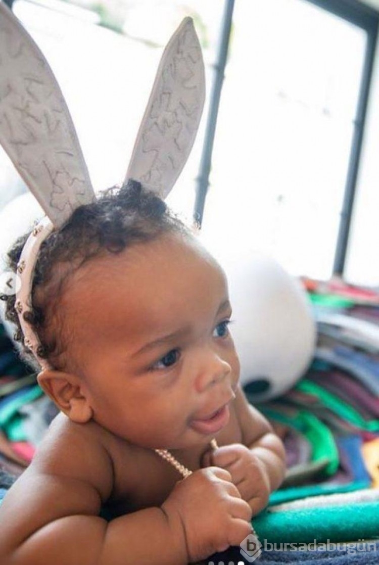 Rihanna oğlunu ASAP Rocky'ye benzetti!