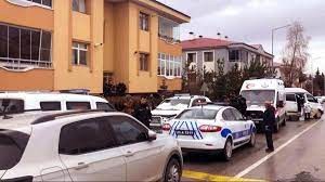 Erzurum'da cani evlat terörü