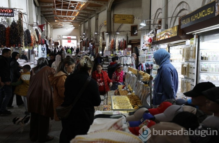 Tarihi Maraş Çarşısı eski günlerine dönüyor