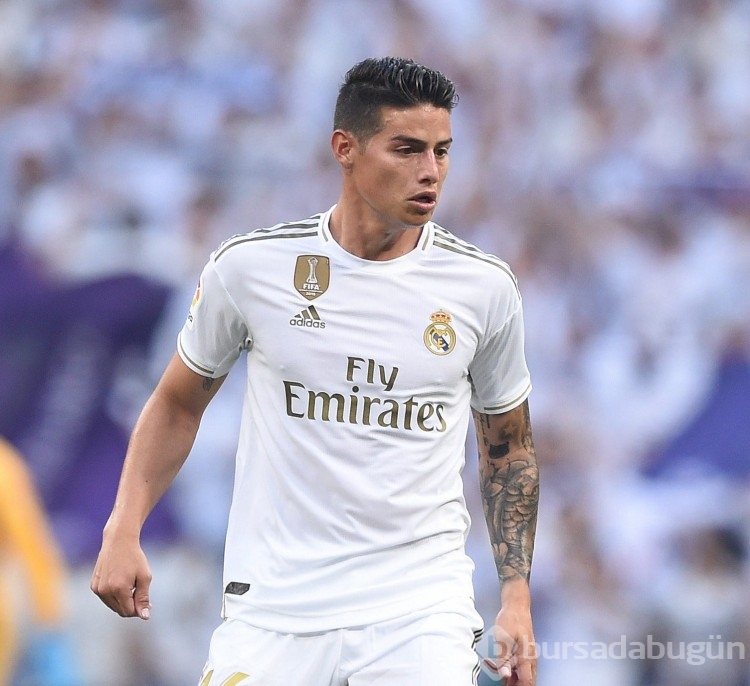 Olympiakos orta saha oyuncusu James Rodriguez ile yollarını ayırdı