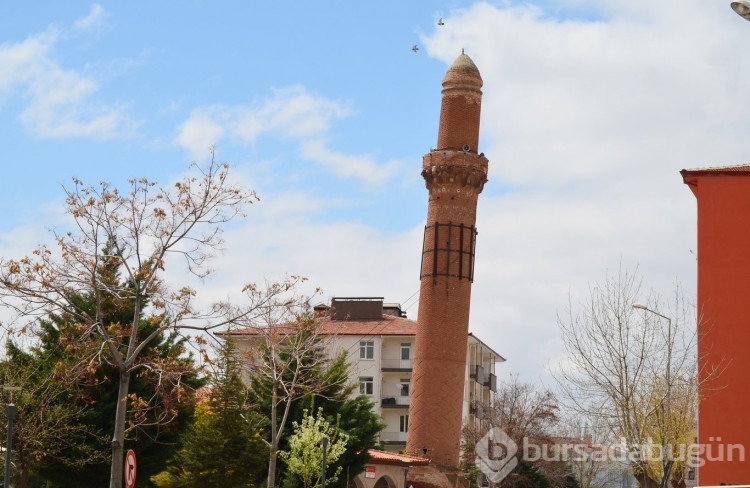 Eğri minarede depremler sonrası kayma yok