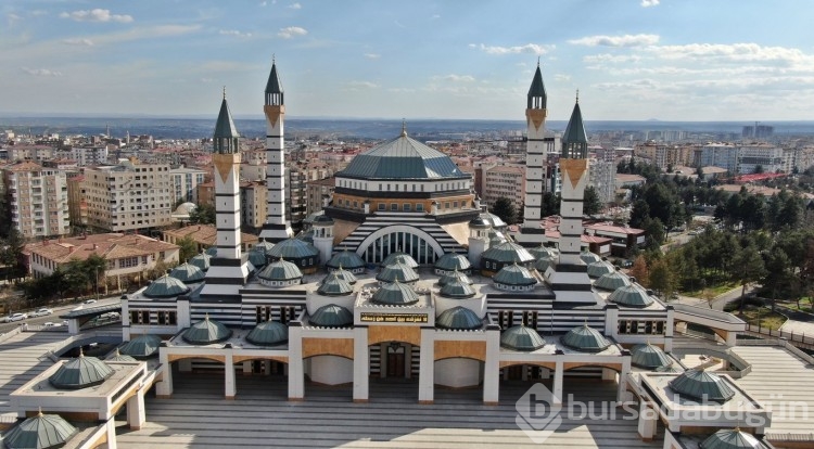 Diyarbakır'da Selahaddin Eyyubi Camisi, Cumhurbaşkanı Erdoğan&acute;ın katılımıyla ibadete açılıyor