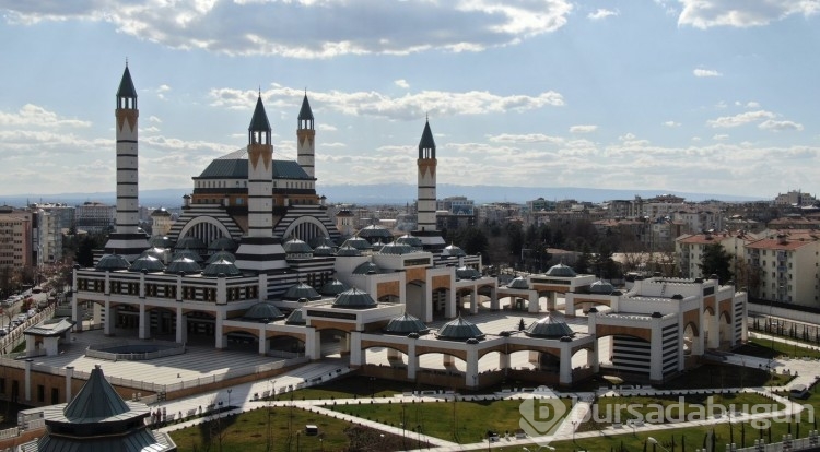Diyarbakır'da Selahaddin Eyyubi Camisi, Cumhurbaşkanı Erdoğan&acute;ın katılımıyla ibadete açılıyor