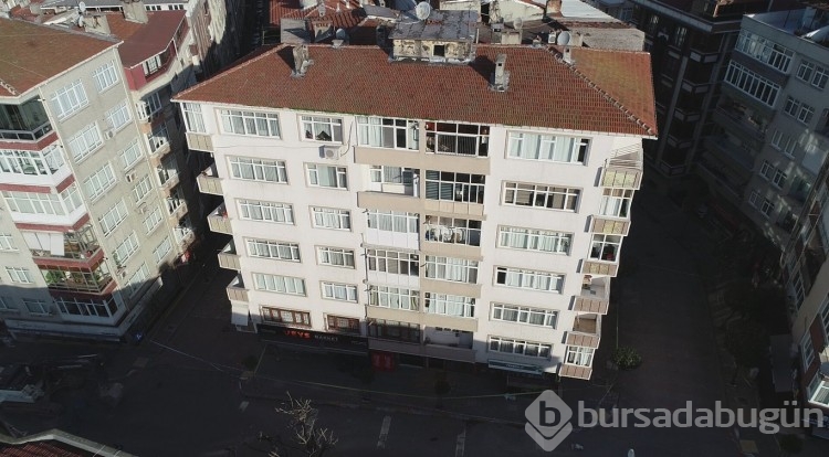 6 katlı bina çökme riski nedeniyle boşaltıldı