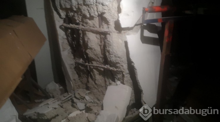 6 katlı bina çökme riski nedeniyle boşaltıldı