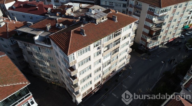 6 katlı bina çökme riski nedeniyle boşaltıldı