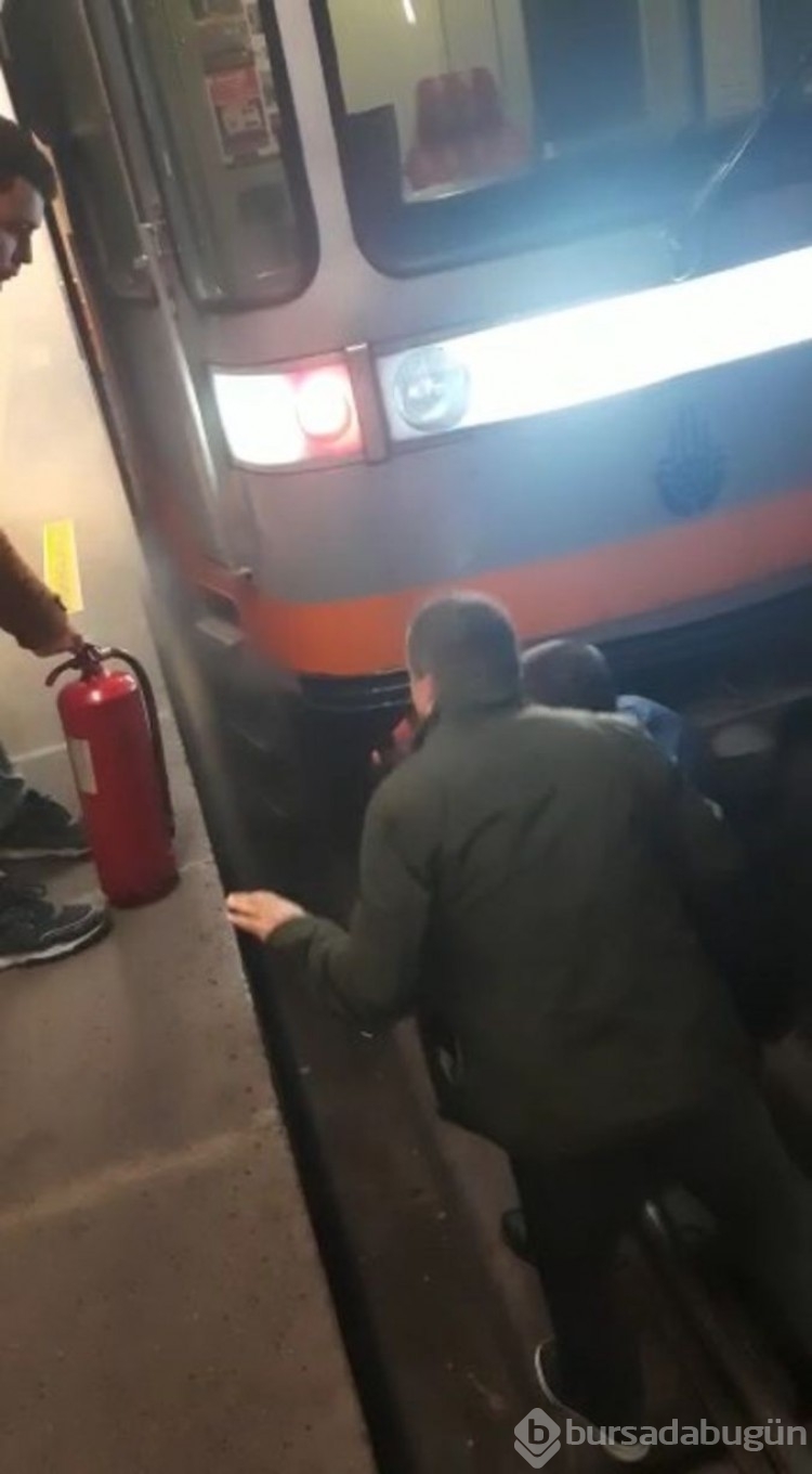 Metroda dumanlar yükseldi