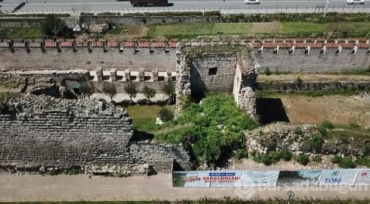 İstanbul surlarının yarattığı risk gündeme geldi
