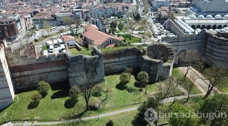 İstanbul surlarının yarattığı risk gündeme geldi
