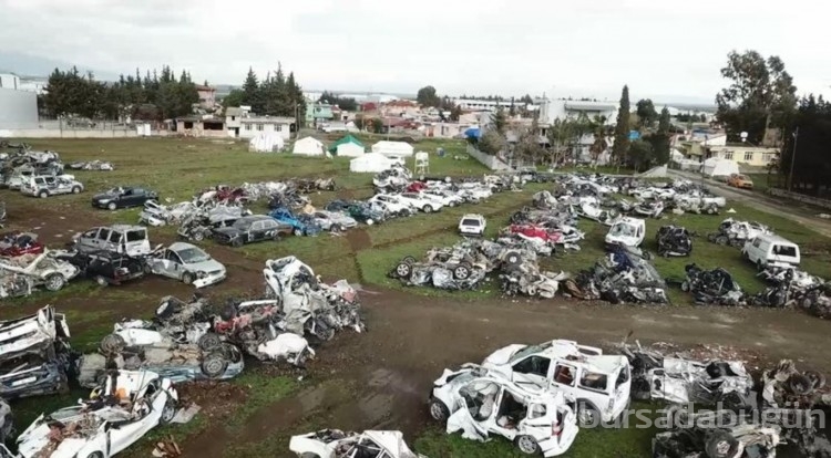 Yediemin otoparkı, araç mezarlığına döndü