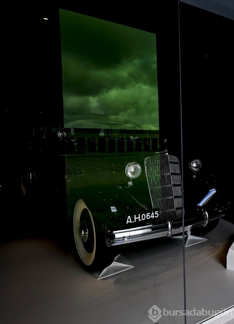 Atatürk'ün restore edilen otomobili Anıtkabir'de ziyarete açıldı
