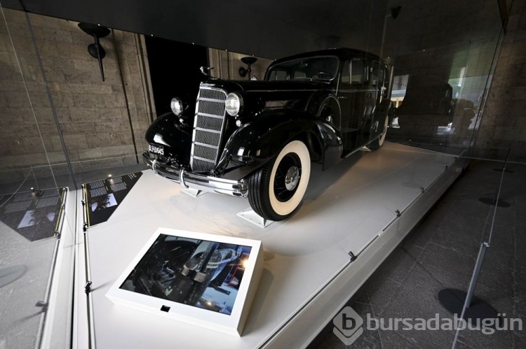  Anıtkabir'de Atatürk'ün otomobili sergileniyor