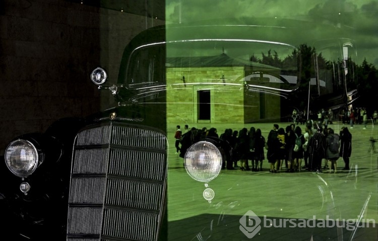  Anıtkabir'de Atatürk'ün otomobili sergileniyor