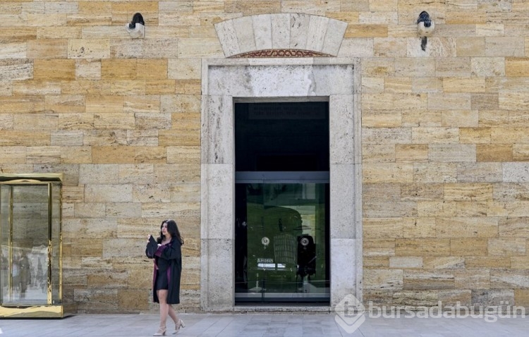  Anıtkabir'de Atatürk'ün otomobili sergileniyor