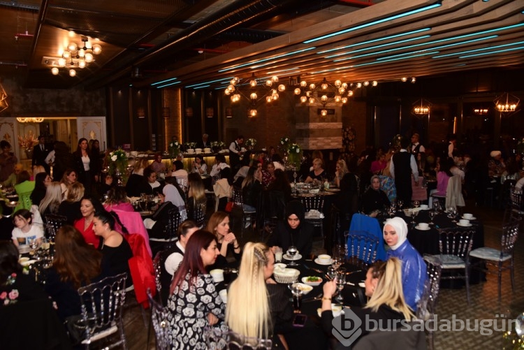 Bursalı hanımları buluşturan hayırlı iftar