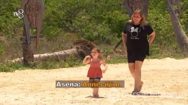 Survivor'da gözyaşları sel oldu! Lidya annesinden ayrılamadı