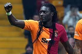 Gomis antrenmanda yer aldı