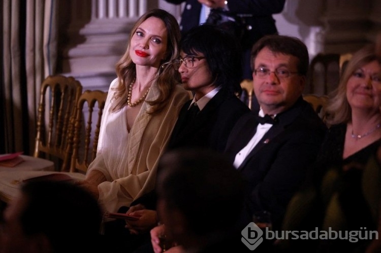 Angelina Jolie ve oğlu Maddox Beyaz Saray'da Devlet Yemeğine katıldı
