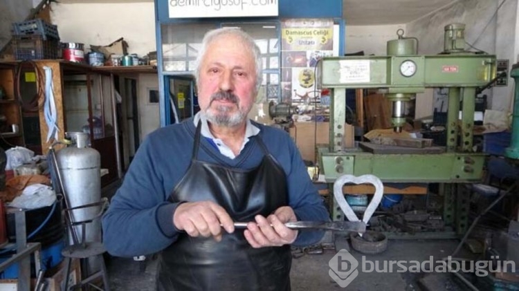 Malatya'da Depremzede ustalar "ayakta kalmak" için direniyor