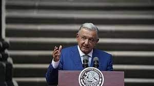 Obrador, Covid-19 nedeniyle "kısa süreliğine bayıldığını" belirtti
