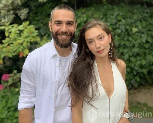 Kadir Doğulu ve Neslihan Atagül çifti aldatma haberini umursamadan el ele görüntü verdi!