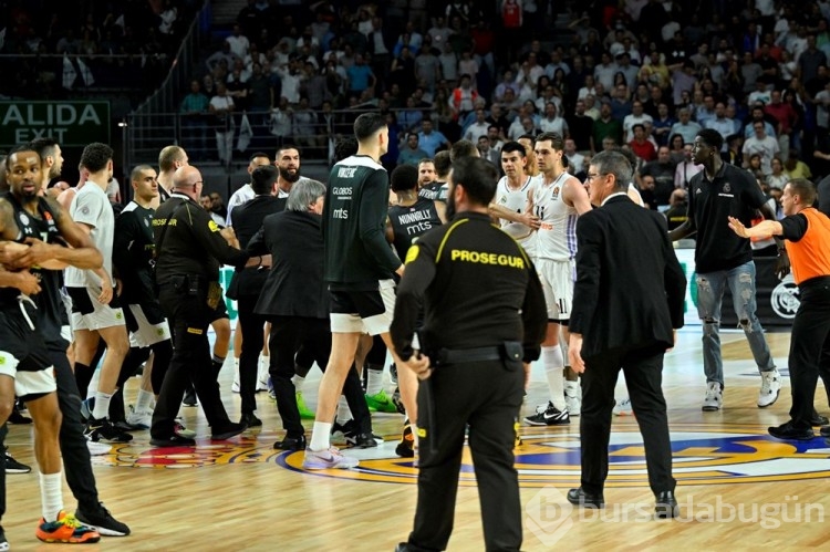 Real Madrid-Partizan maçında yumruk yumruğa kavga