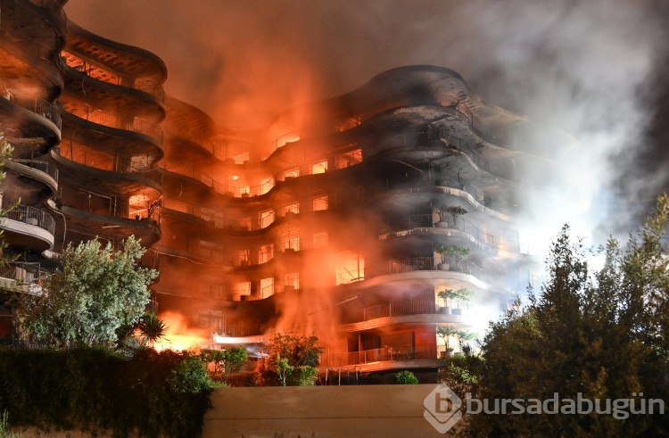 İzmir'de korkunç yangın!
