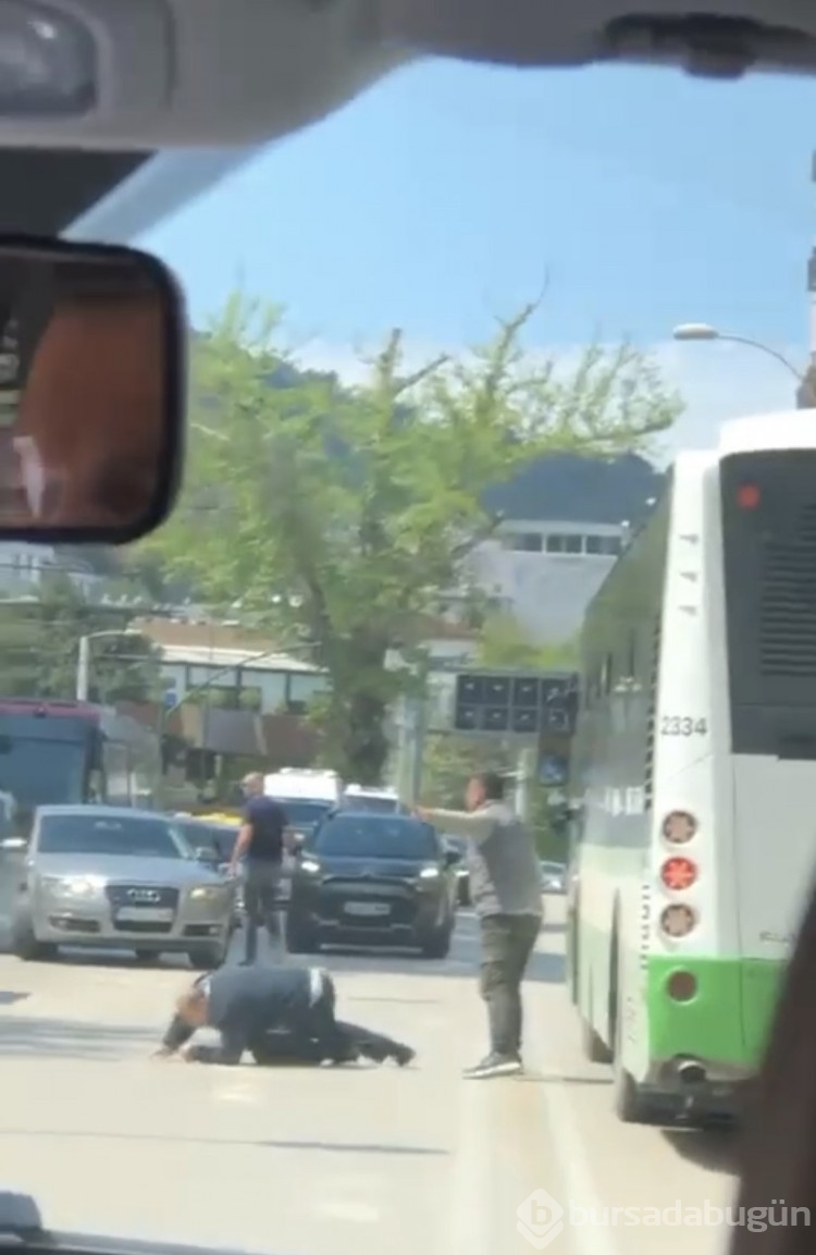 Bursa'da kavga ettiği sürücüyü ezmeye çalıştı