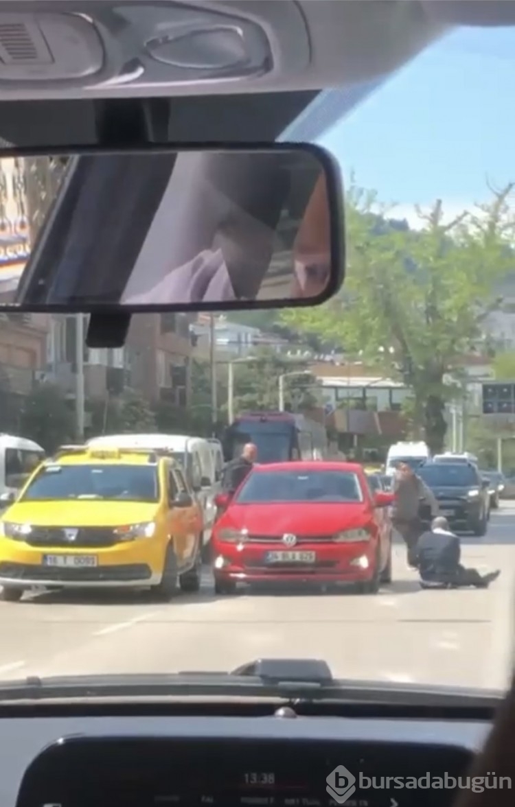 Bursa'da kavga ettiği sürücüyü ezmeye çalıştı