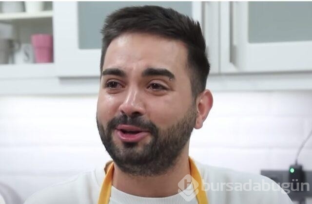 Kadir Ezildi hüngür hüngür ağladı, yayına devam edemedi
