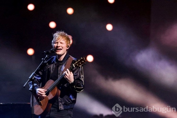 Ed Sheeran mahkemede şarkı söylemek zorunda kaldı