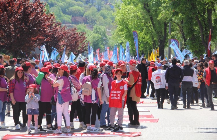 Bursa'da 1 Mayıs coşkuyla geçti