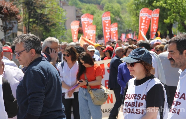 Bursa'da 1 Mayıs coşkuyla geçti