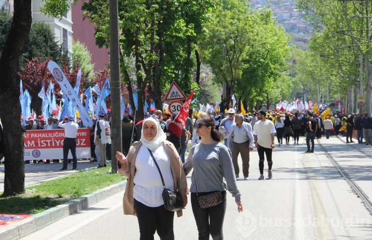 Bursa'da 1 Mayıs coşkuyla geçti