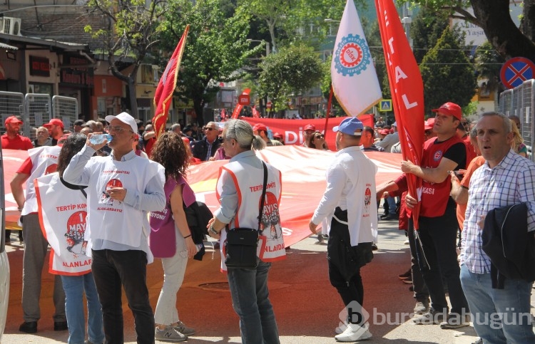 Bursa'da 1 Mayıs coşkuyla geçti