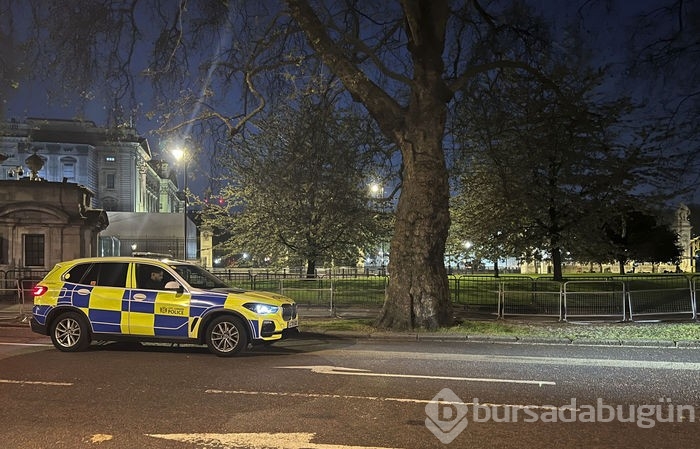 Buckingham Sarayı'nı alarma geçiren olay!