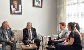  Akşener ve Yavaş'tan Sinan Ateş'in ailesine ziyaret