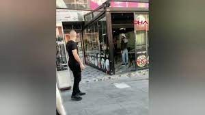 Camı çerçeveyi indirdi! Lokantada feci anlar