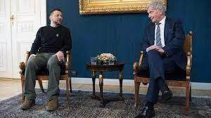 Zelenskiy Finlandiya'da Niinistö ile görüştü
