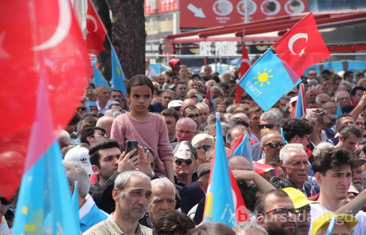 Akşener mitinginden kareler