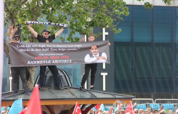 Akşener mitinginden kareler